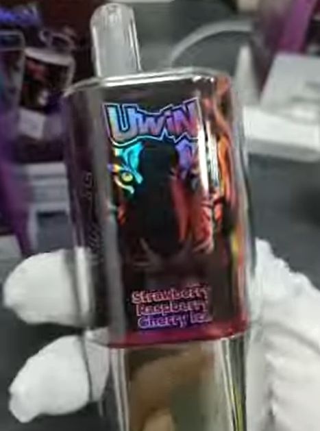 Uwin Tornado Triple 60K